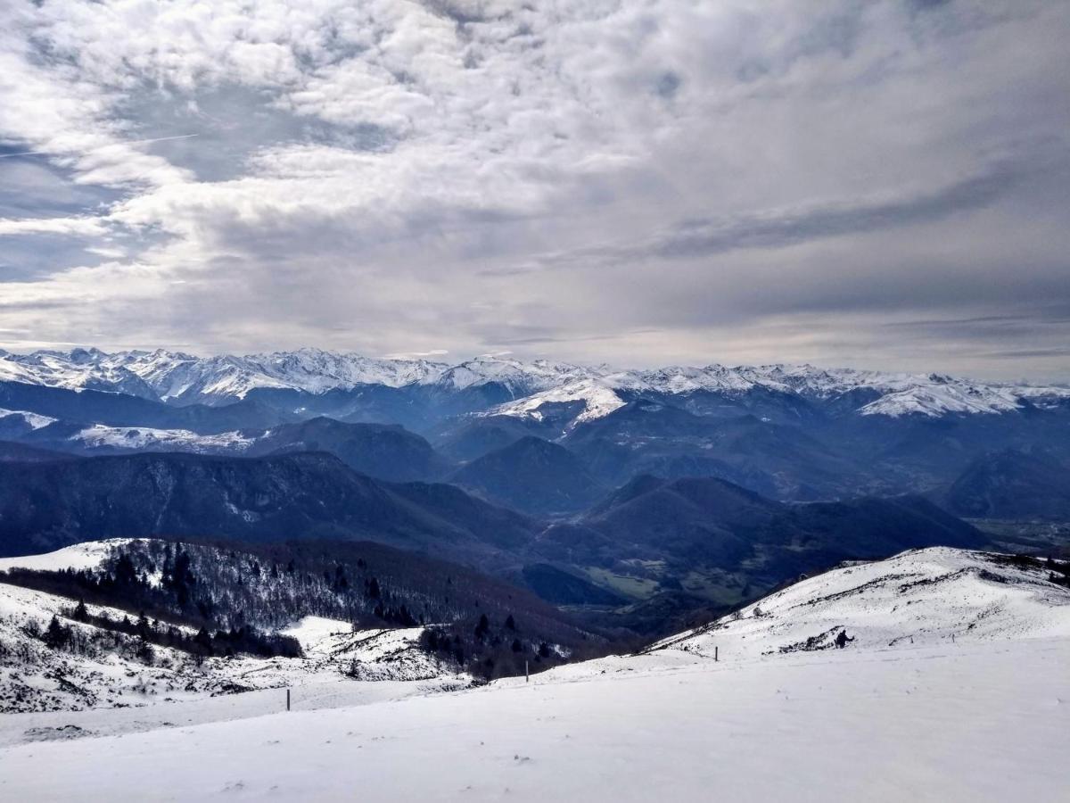 Le Nopal Bleu Apartman Tarascon-sur-Ariège Kültér fotó