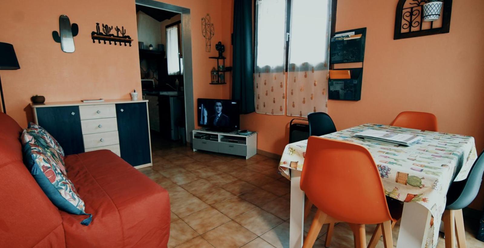 Le Nopal Bleu Apartman Tarascon-sur-Ariège Kültér fotó