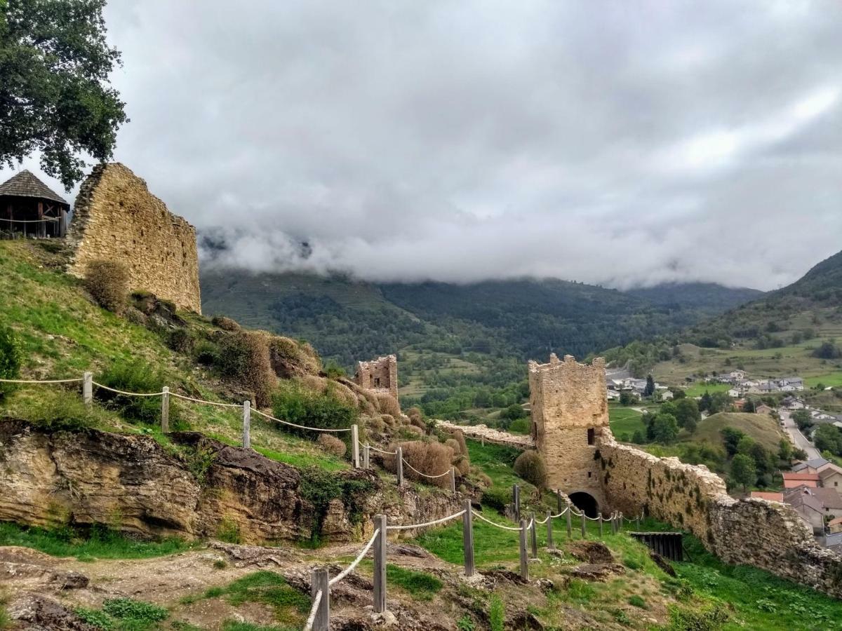 Le Nopal Bleu Apartman Tarascon-sur-Ariège Kültér fotó